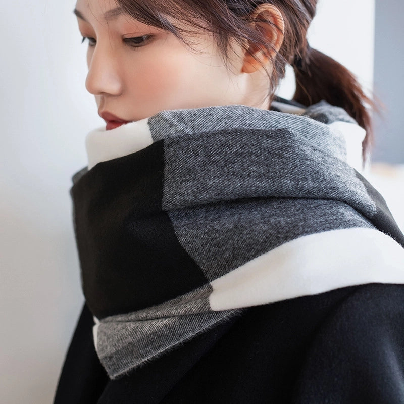 Women's Minimalist Commute Plaid Polyester Scarf