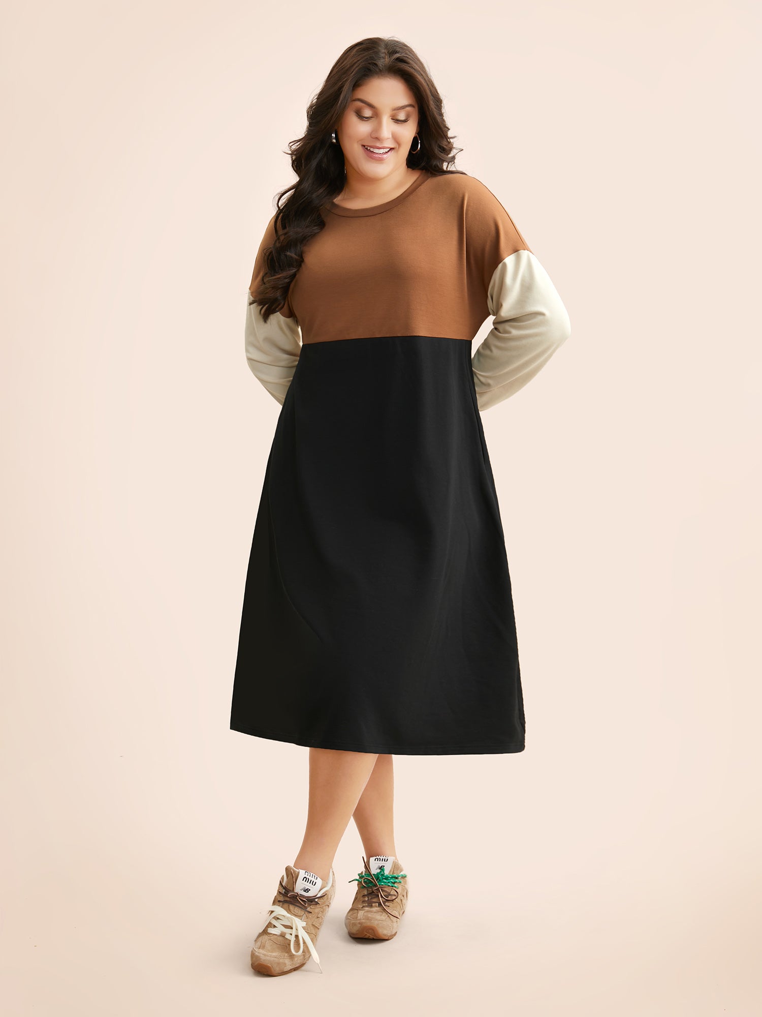 Crew Neck Contrast Patchwork Knit Dress