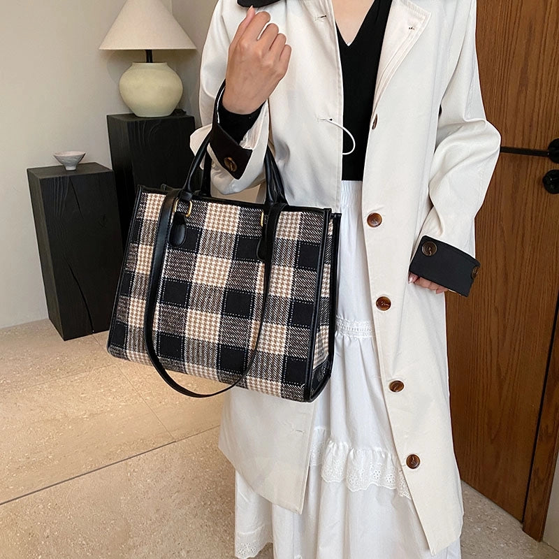 Women's Pu Leather Color Block Lattice Preppy Style Classic Style Streetwear Sewing Thread Square Open Handbag