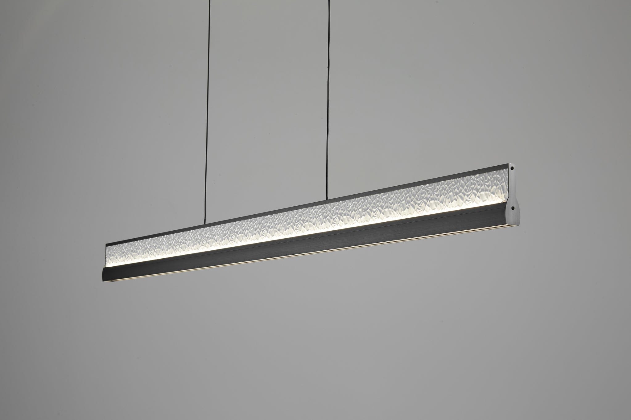 Hency Une | Pendant Light