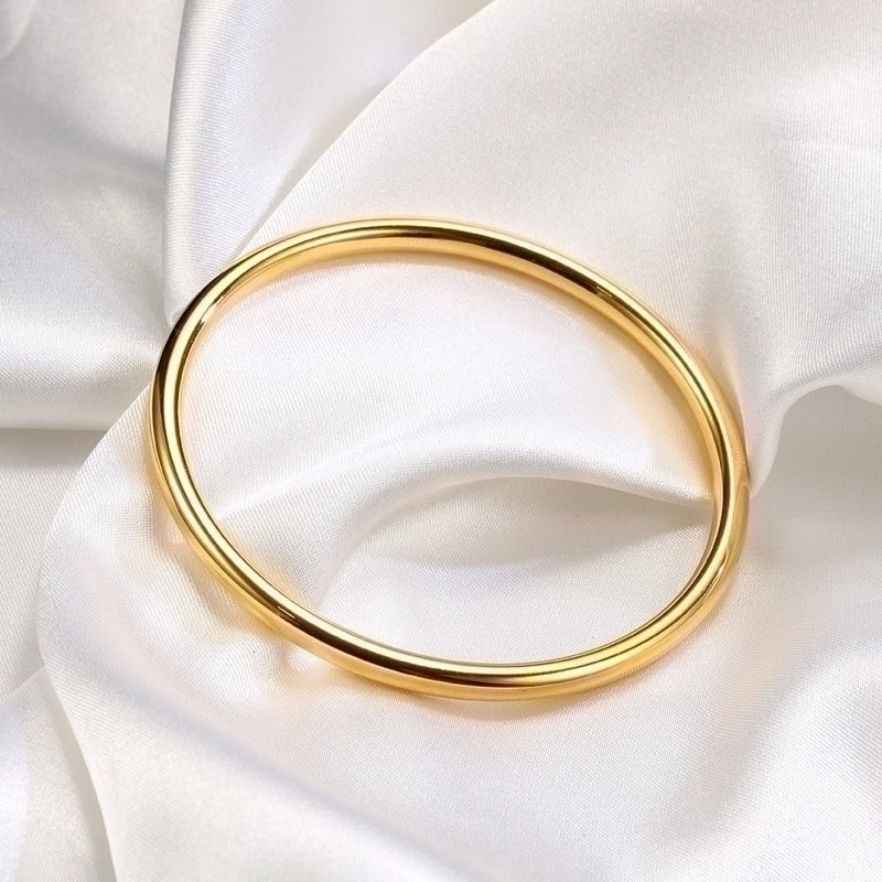 Casual Minimalist Solid Color Titanium Steel 18K Gold Plated Bangle In Bulk