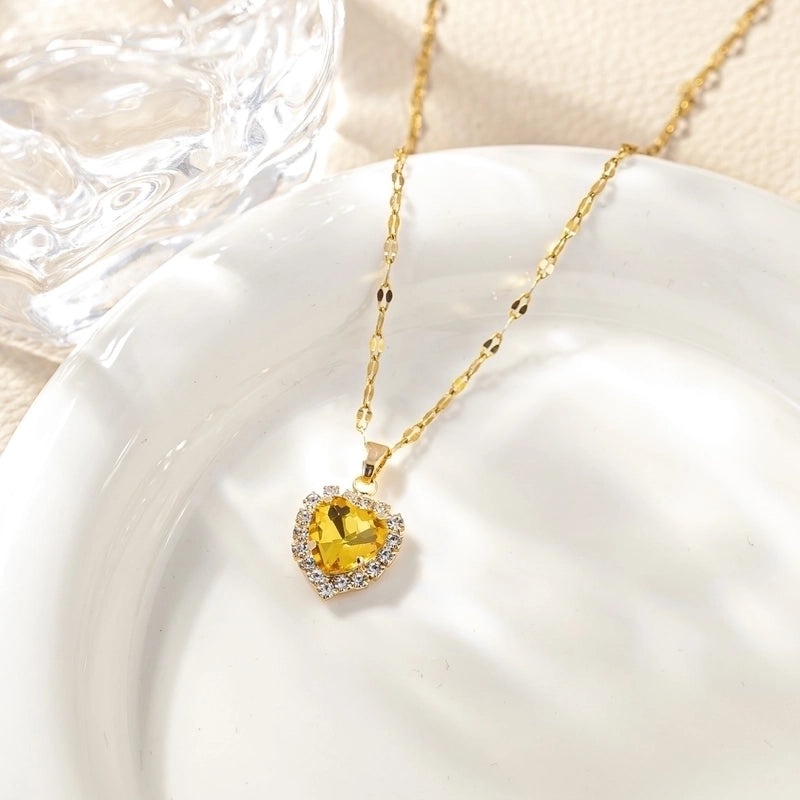 Titanium Steel Minimalist Plating Heart Shape Zircon Pendant Necklace