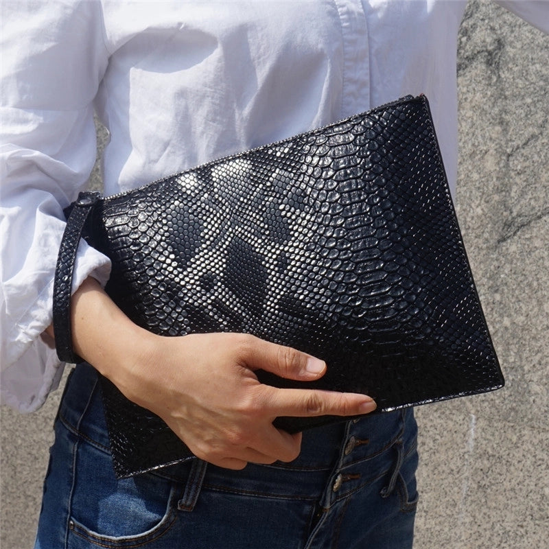 Unisex Pu Leather Solid Color Classic Style Square Zipper Envelope Bag