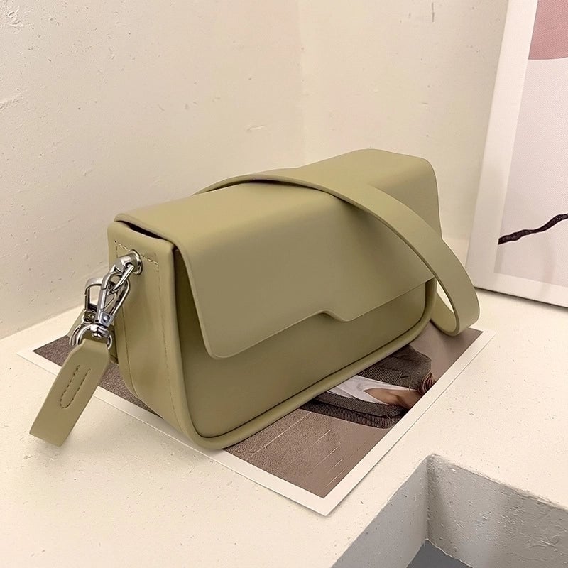 Women's Small All Seasons Pu Leather Basic Baguette Bag