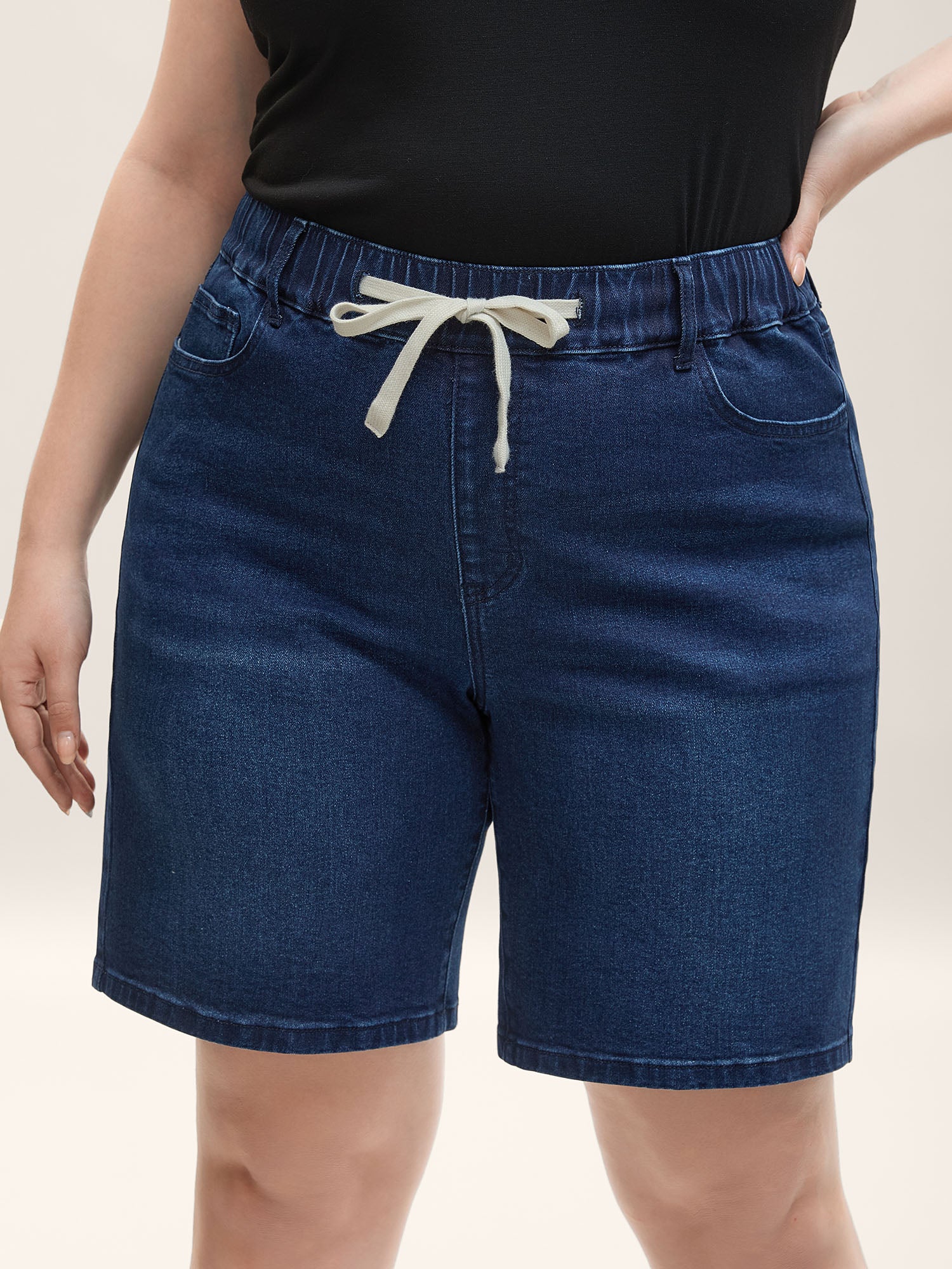 Stretchy Waist Tie Straight-Leg Denim Shorts