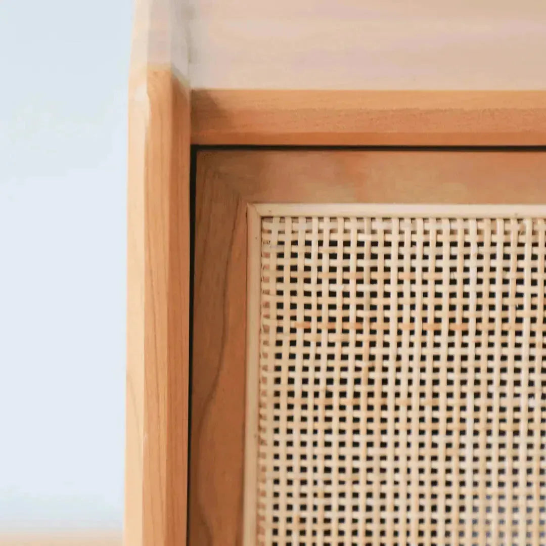 Wellinhall 2 - Drawer Nightstand