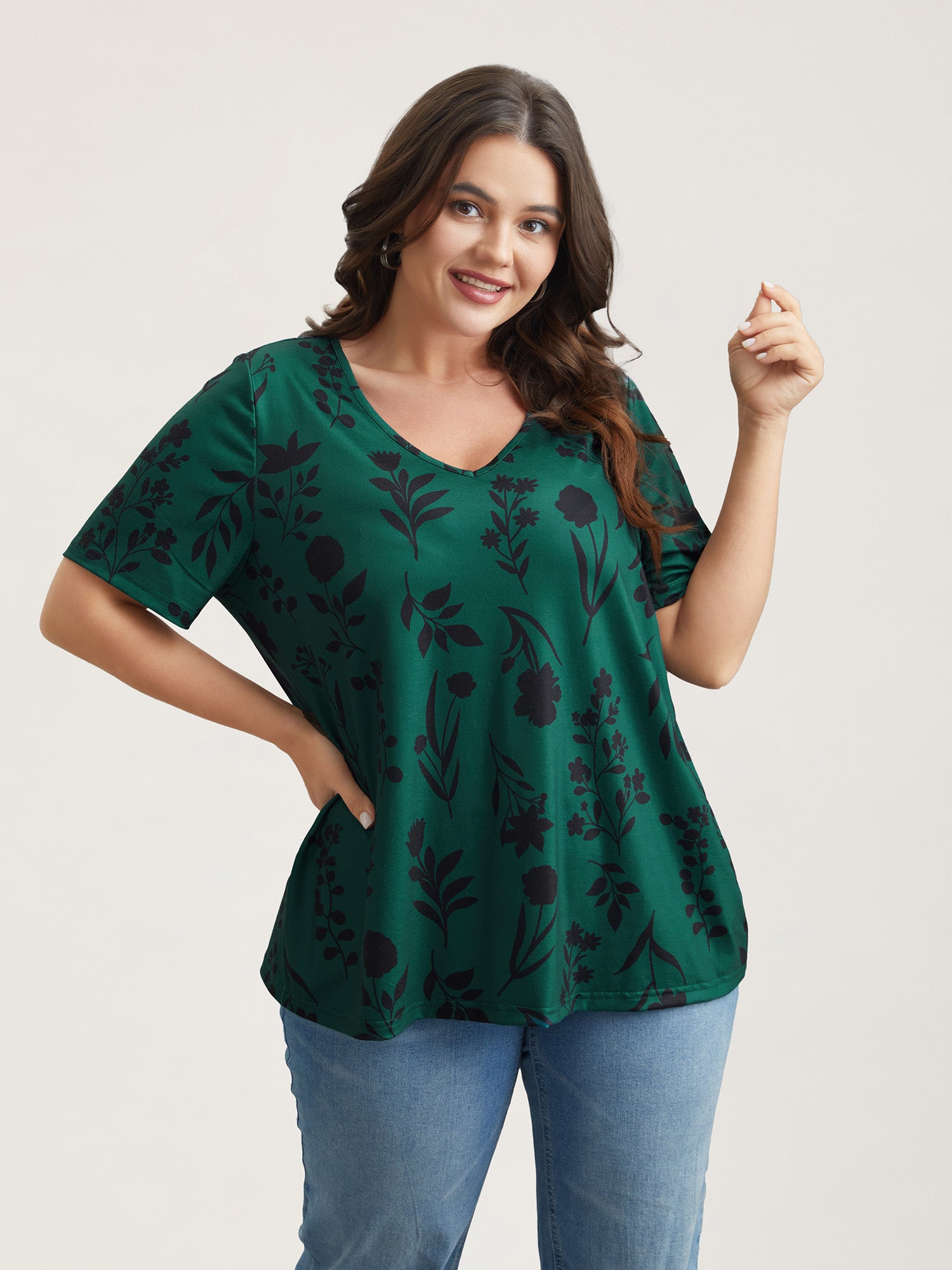 Stretchy Floral Print V-Neck T-Shirt