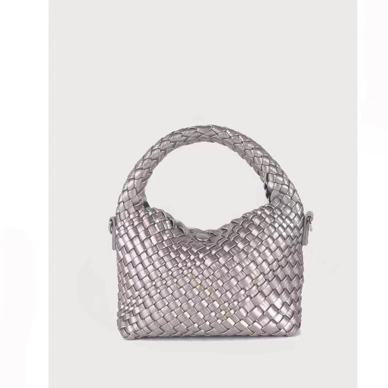 Women's Pu Leather Solid Color Classic Style Weave Dumpling Shape Magnetic Buckle Handbag