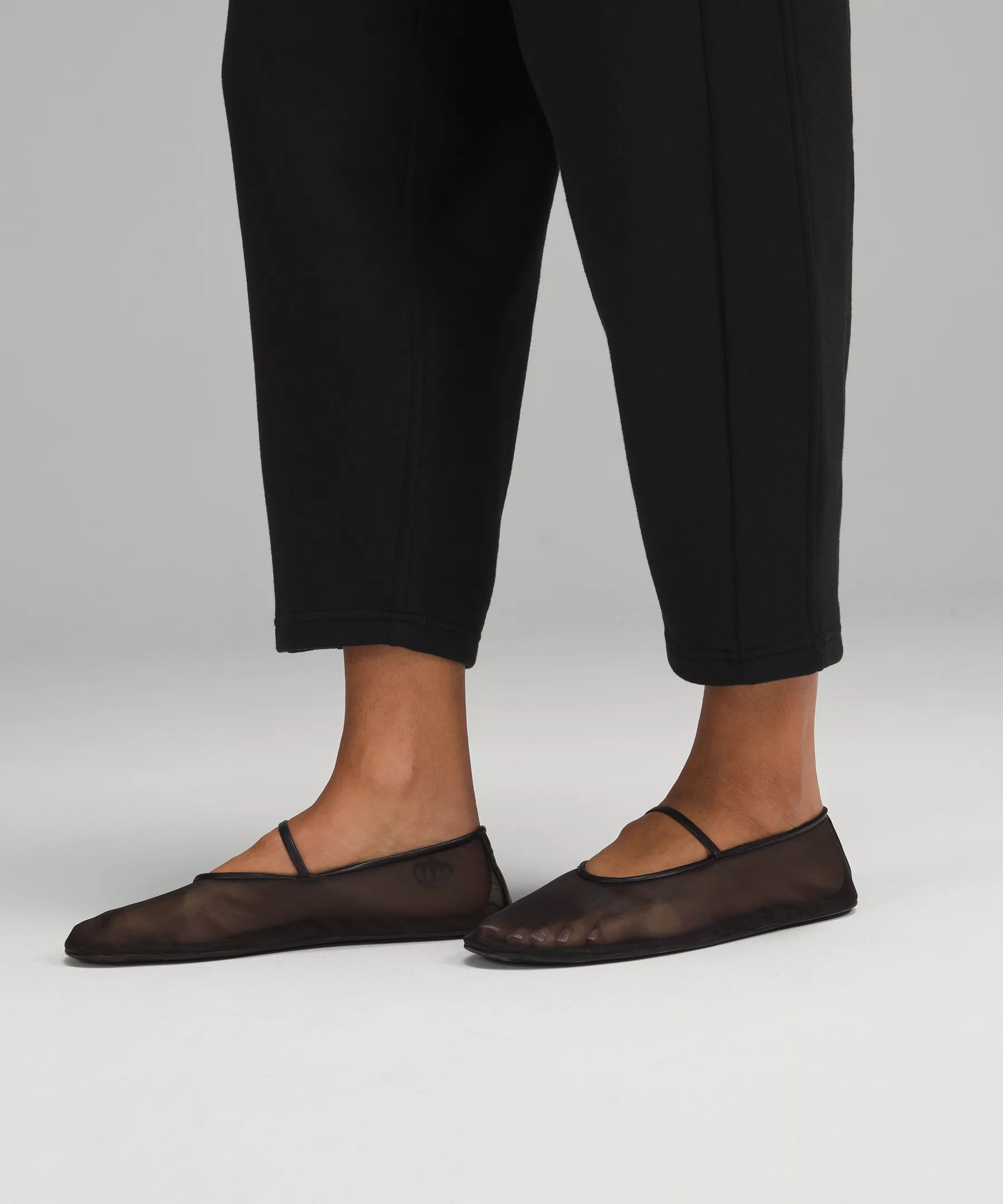 Scuba Mid-Rise Barrel-Leg Pant 7/8 Length