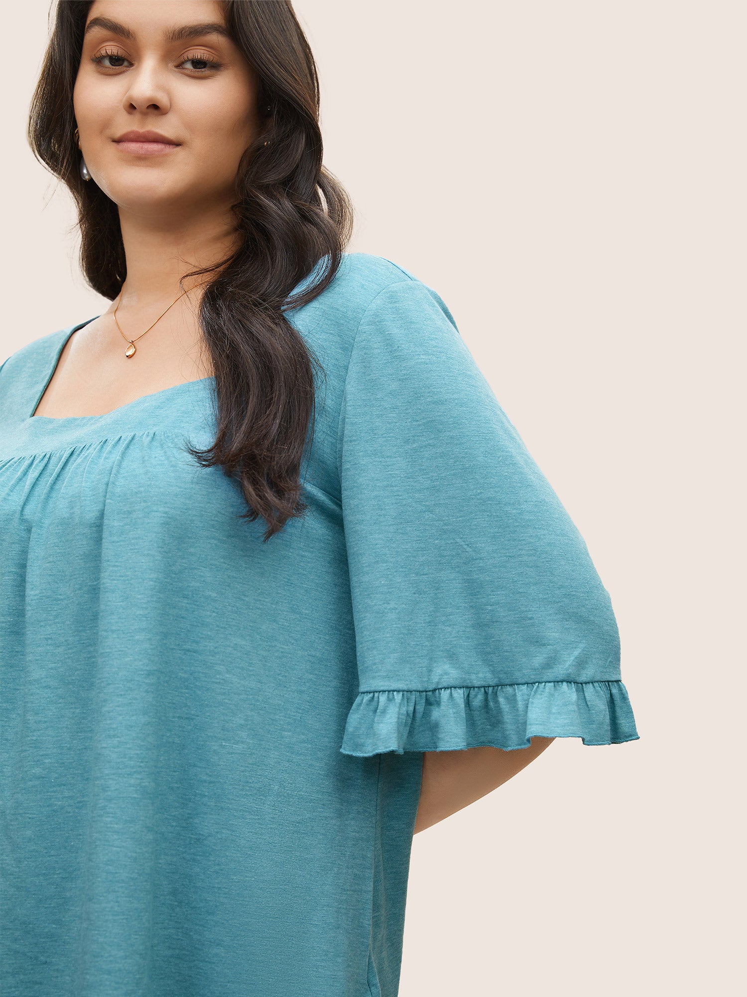 Sqaure Neck Ruffle Sleeve Gathered T-shirt