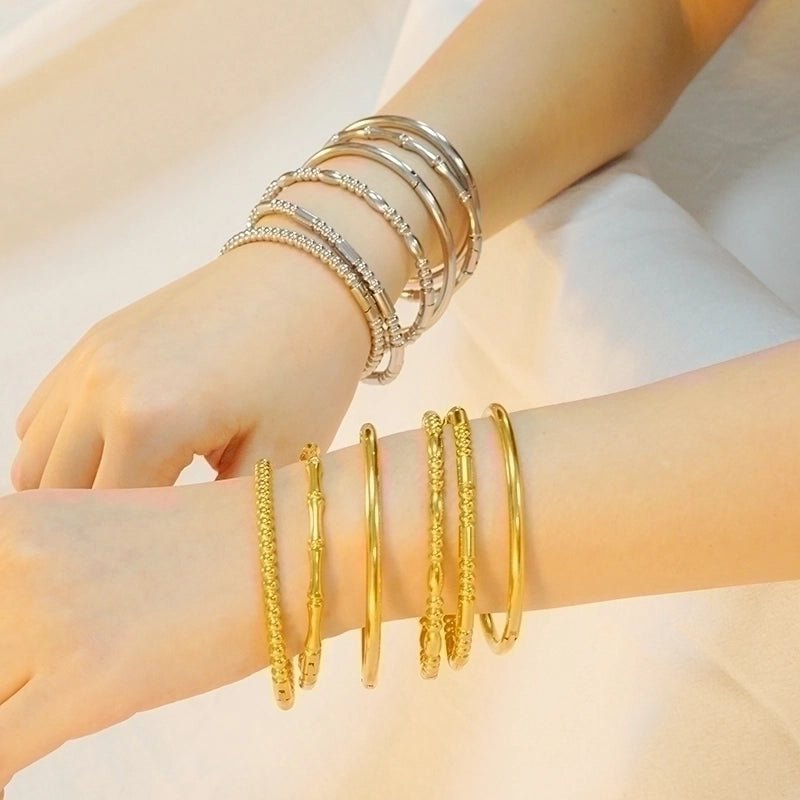 Minimalist Solid Color Stainless Steel 18K Gold Plated Titanium Steel Bangle In Bulk