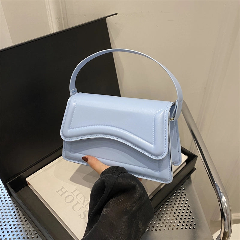 Women's Medium Pu Leather Solid Color Streetwear Square Flip Cover Handbag