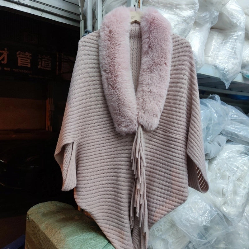 Shawl Cape Cape Coat Women's Fashionable And Expensive Outer Wear Loose Autumn And Winter New Wool Collar Knitted Cardigan