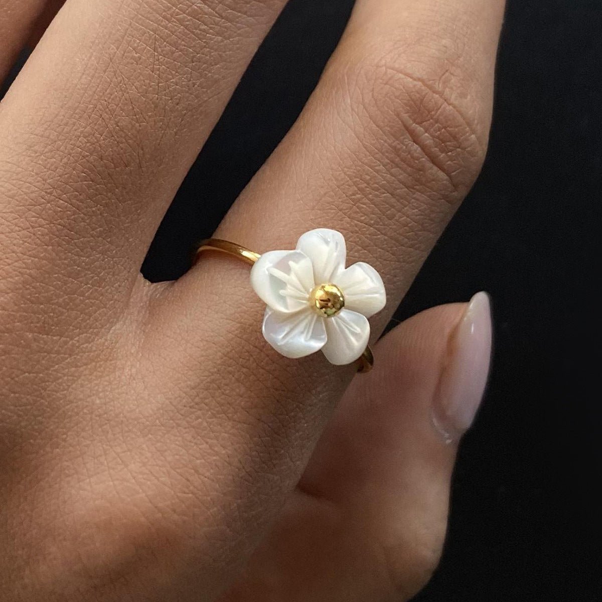 Stainless Steel Flower Ring Female Niche Design Ring Titanium Steel Jewelry Bracelet Rings
