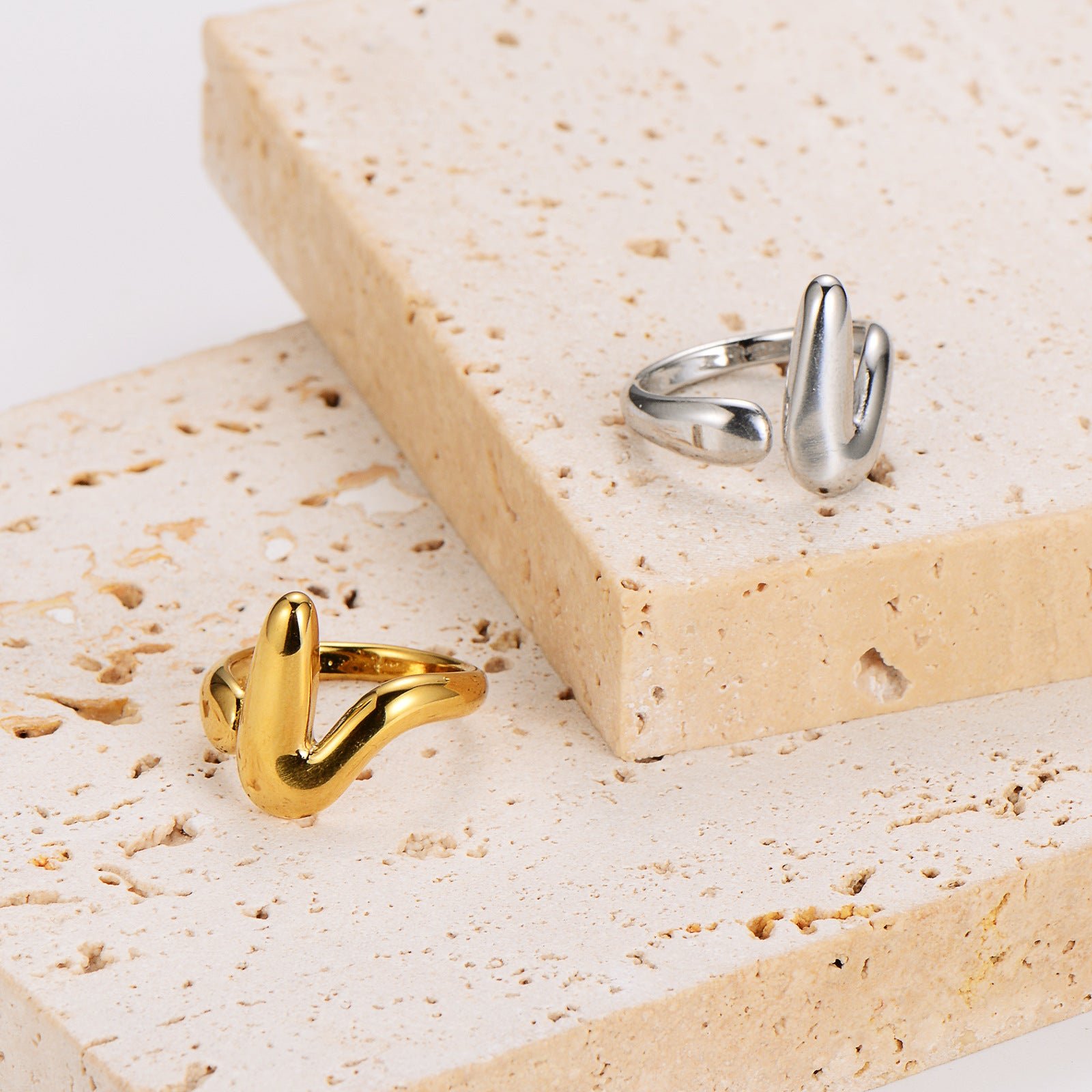 Aml Stainless Steel Fashion Popular V-Shaped Open Ring Female Fashion Versatile Ring