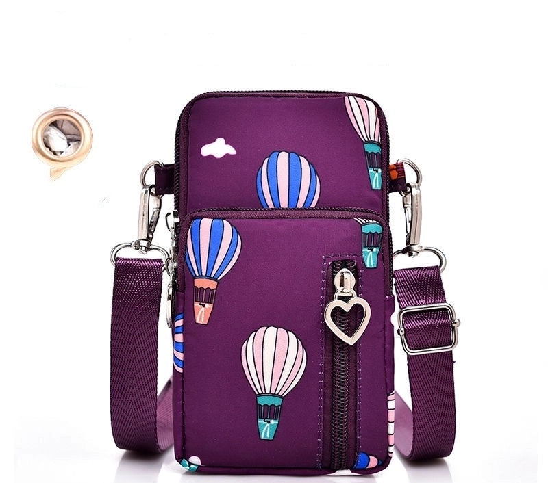 Women's All Seasons Nylon Streetwear Phone Wallets