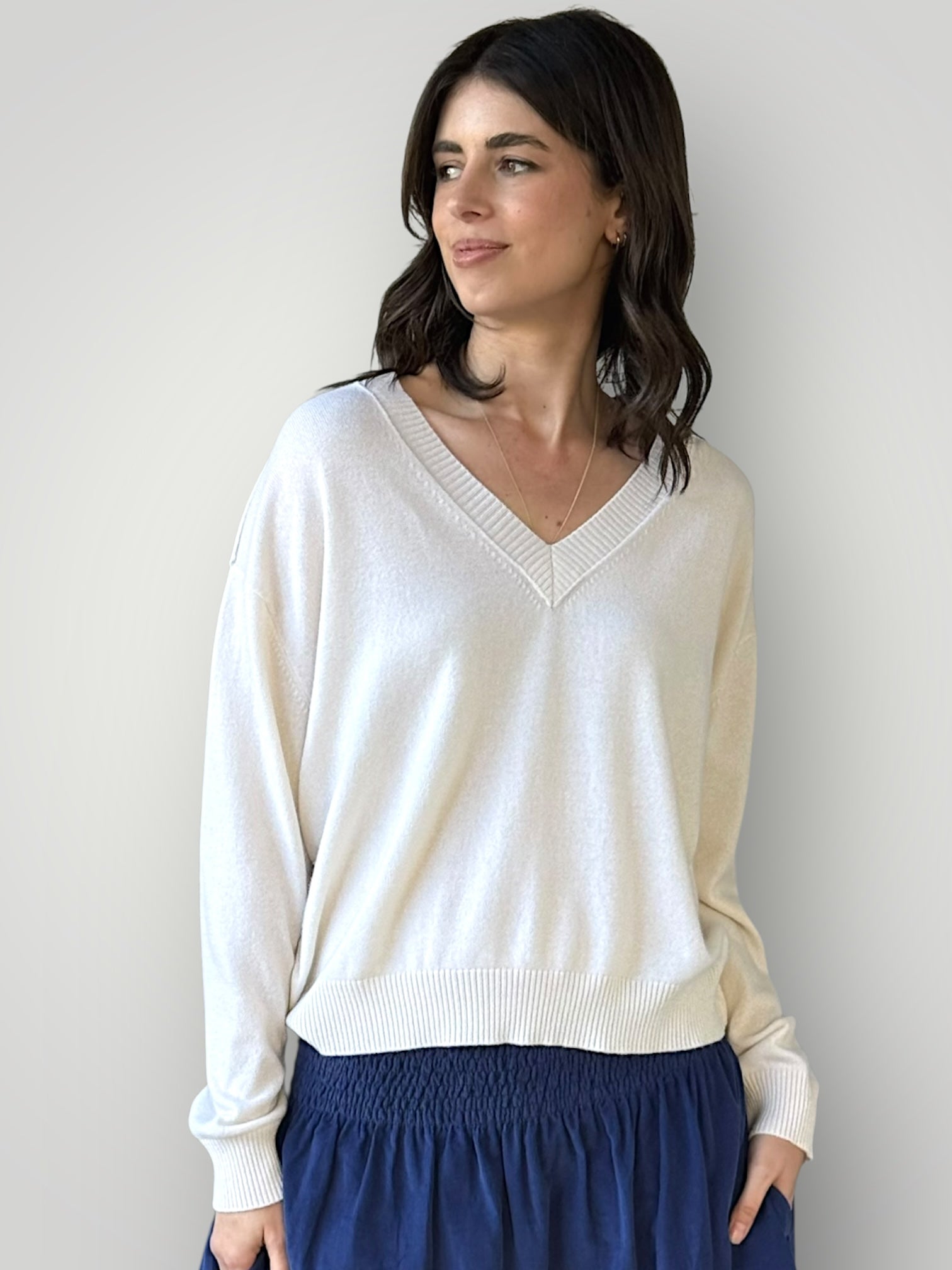 mavis v neck knit-winter white cashmere