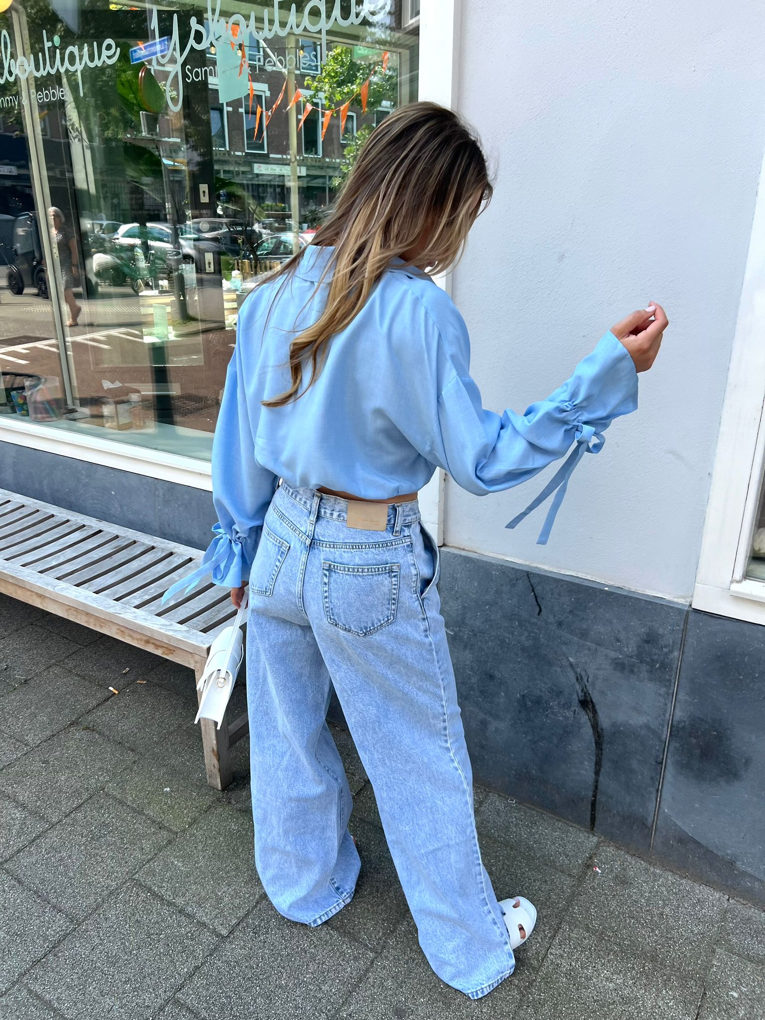 Charlie cropped blouse baby blue