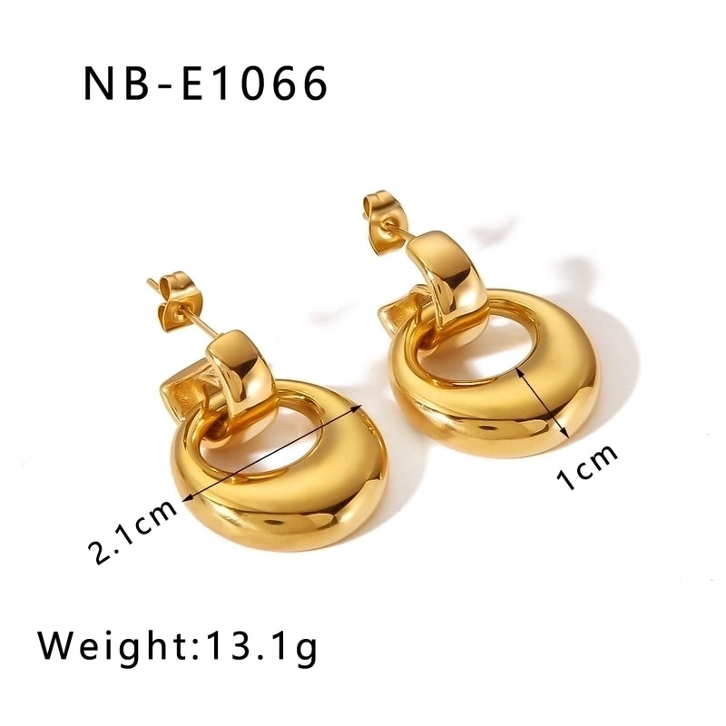 1 Pair IG Style Vintage Style C Shape Heart Shape Lingge Plating Pleated Inlay 304 Stainless Steel Pearl Zircon 18K Gold Plated Ear Studs