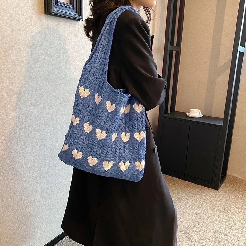 Women's All Seasons Knit Heart Shape Streetwear Square Open Shoulder Bag