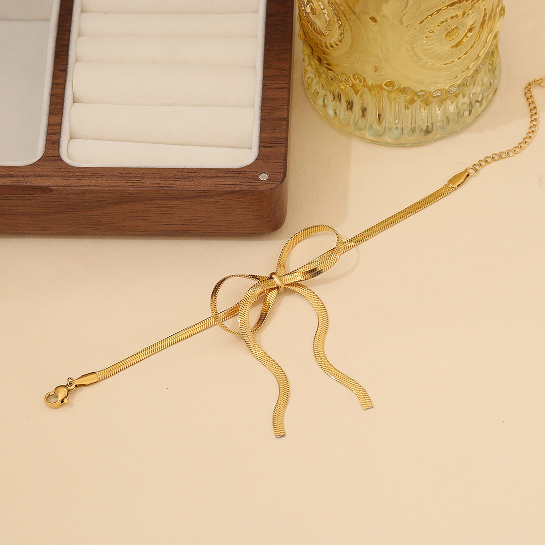 Expressive Bowknot Stainless Steel Electroplating Necklaces