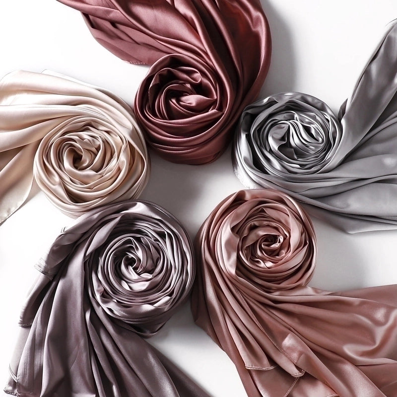 Women's Streetwear Solid Color Satin Winter Scarves