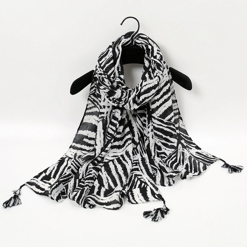Women's Sweet Pastoral Flower Polyester Silk Scarf