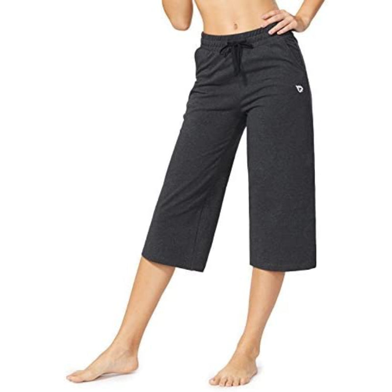 Women's Active Yoga Lounge Capri Pocketed Walking Crop Pants