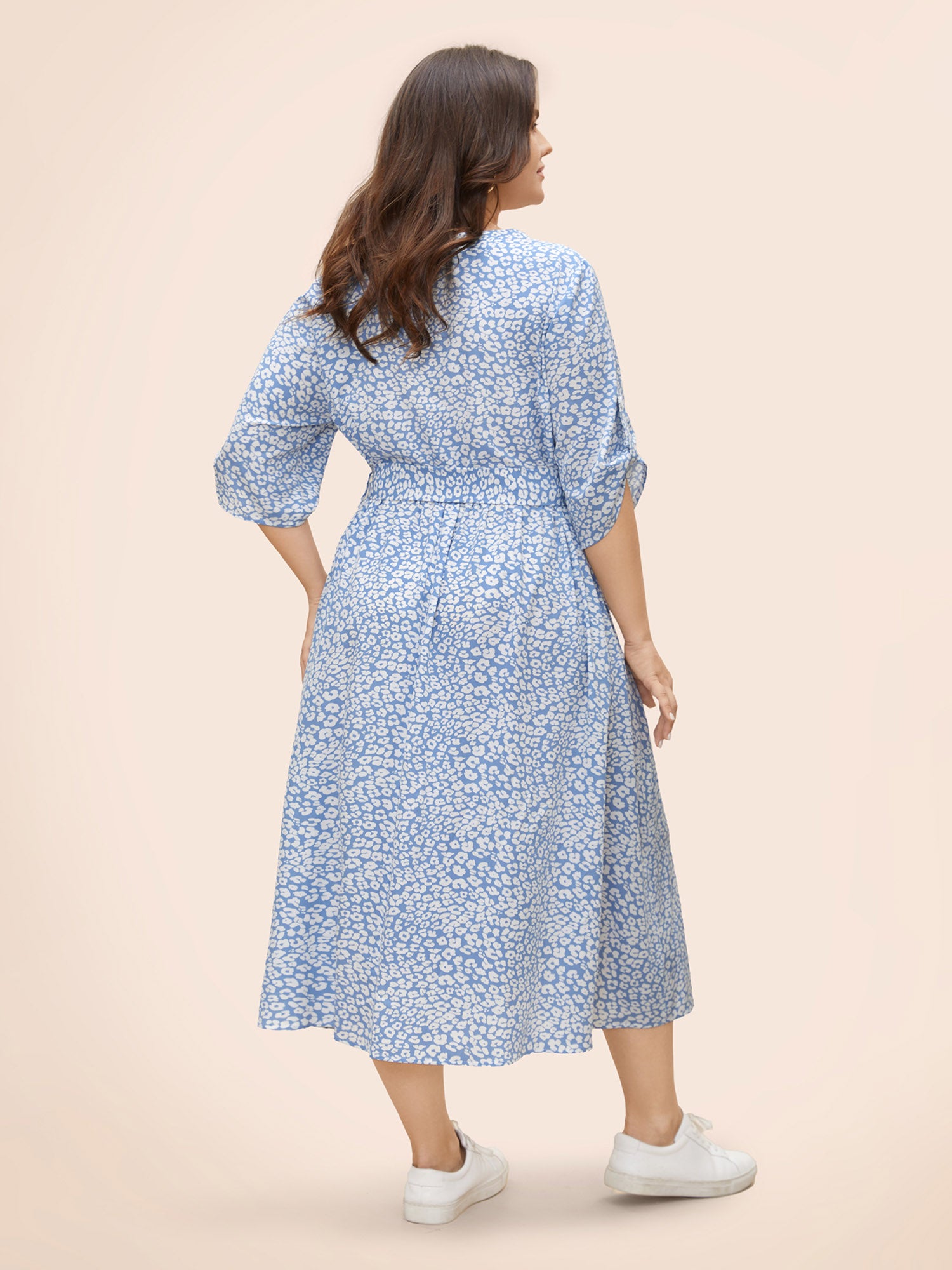 Daisy Print Midi Tab Sleeve Dress