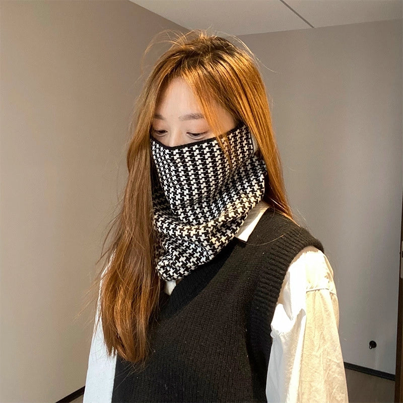 Unisex Minimalist Solid Color Polyester Crochet Lace Scarf Mask
