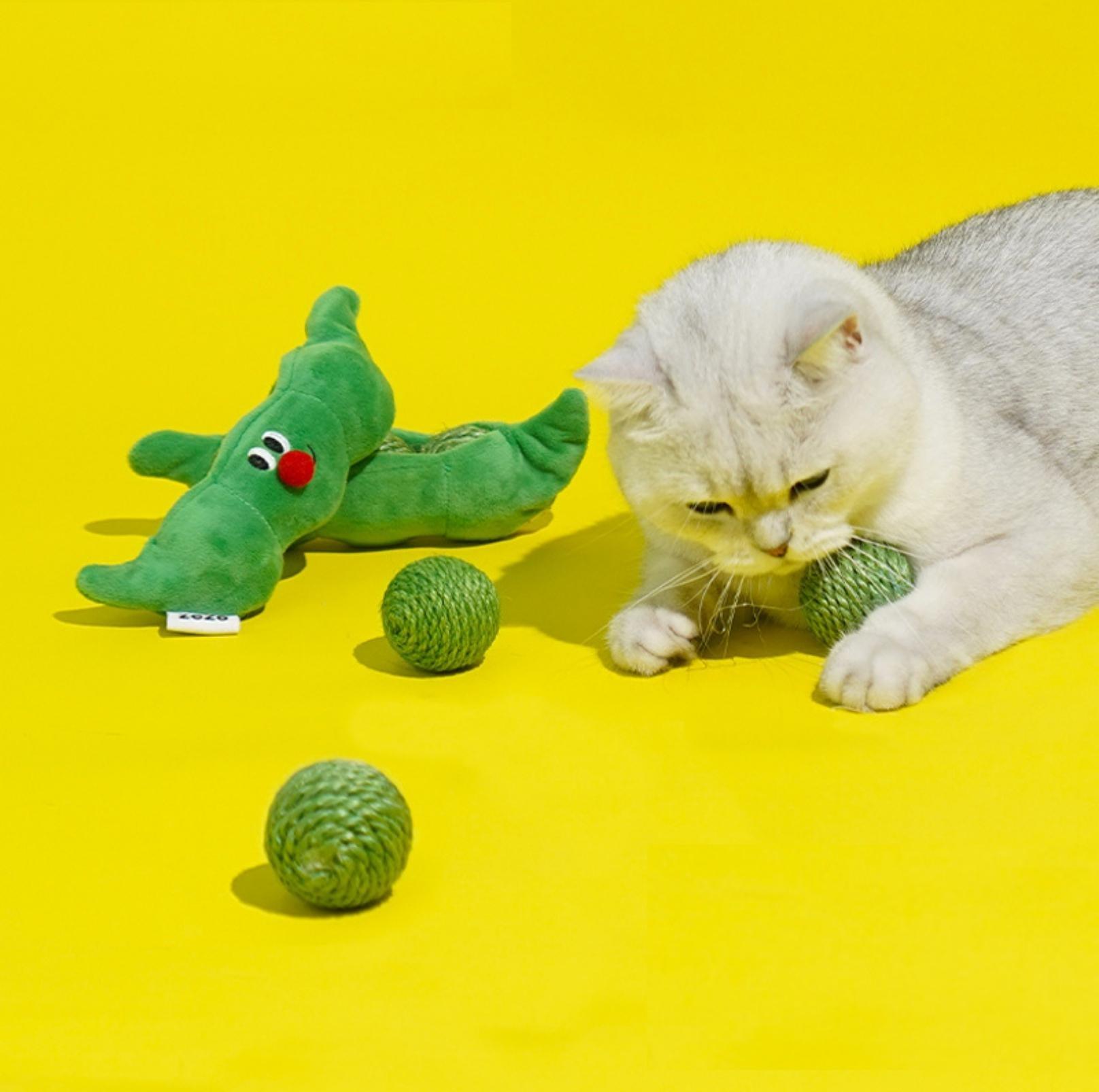 Green Bean With Sisal Ball Cat Toys