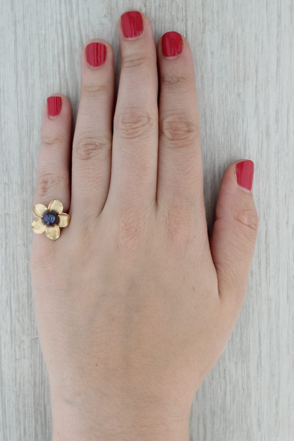 Black Cultured Pearl Flower Ring 14k Yellow Gold Size 6 Floral Statement