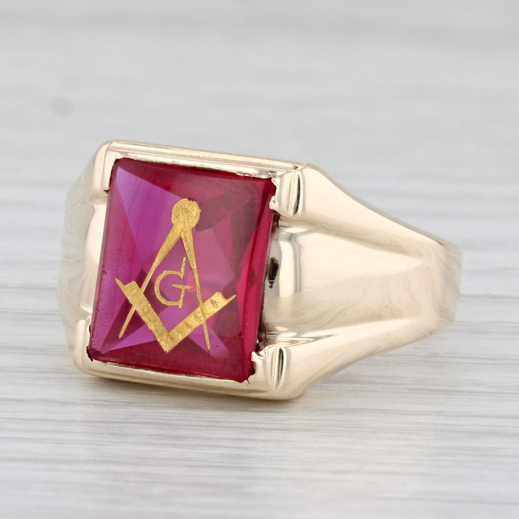 Masonic Blue Lodge Signet Ring Lab Created Ruby 10k Gold Square Compass Sz 12.5