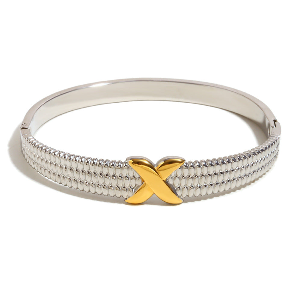 Versatile Fashion Bracelet Stainless Steel 18K Gold Plated Love Chain Water Drop Arrangement Buckle Bracelet For Women