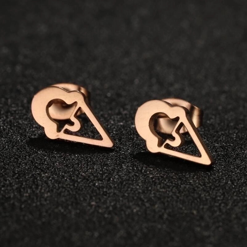 1 Pair IG Style Minimalist Ice Cream Heart Shape Notes Asymmetrical Plating 304 Stainless Steel 18K Gold Plated Ear Studs