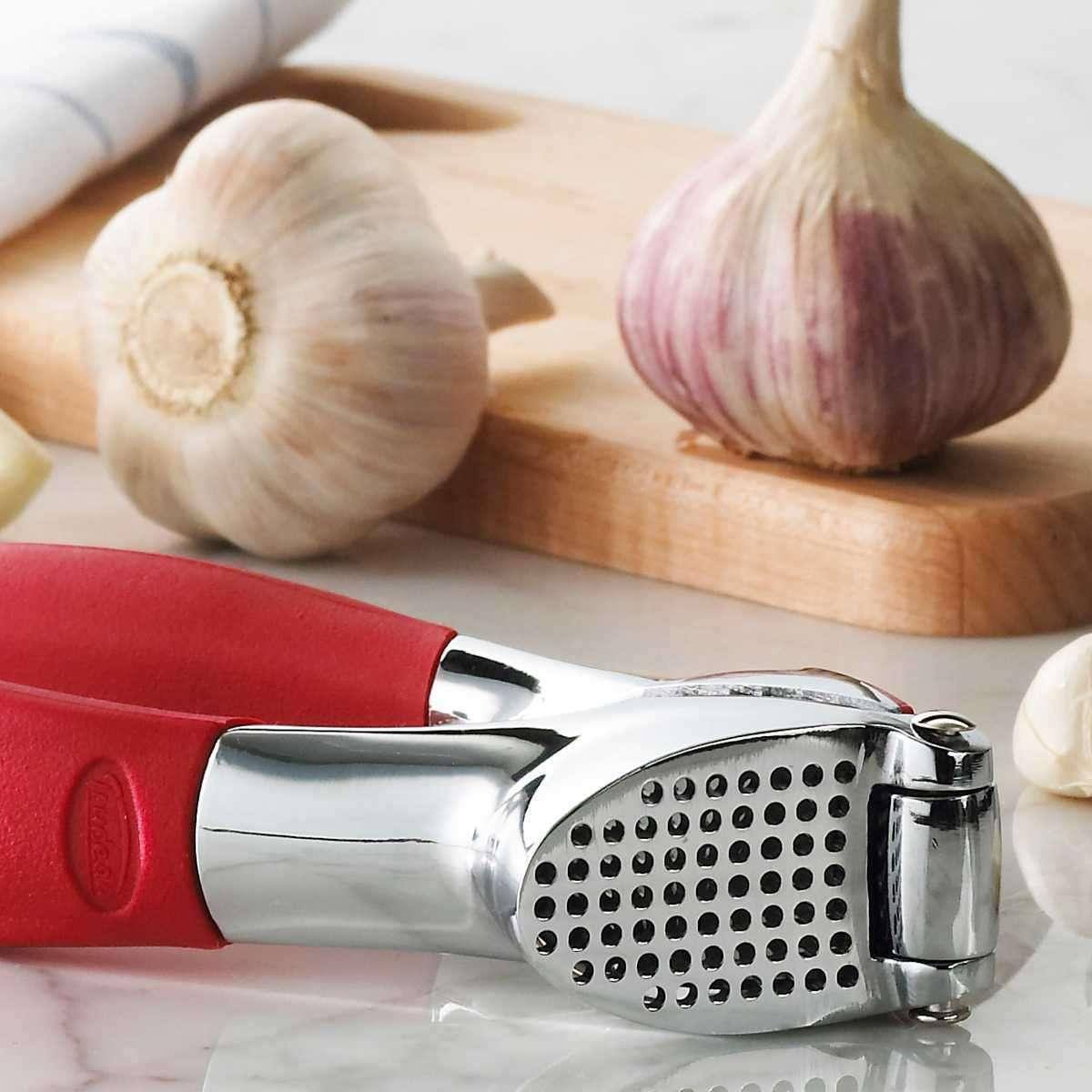 Garlic Press with Handle - Red