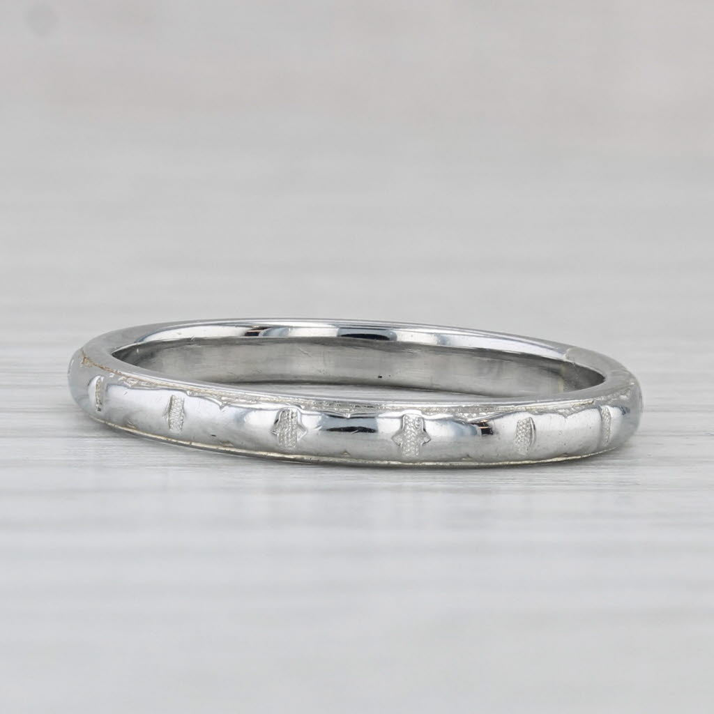 Vintage Etched Pattern Ring 18k White Gold Stackable Wedding Band Size 8