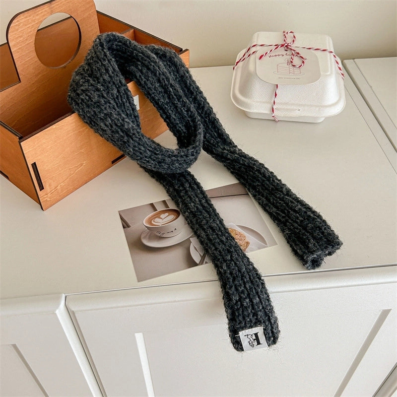 Women's Minimalist Solid Color Acrylic Knitted Scarf