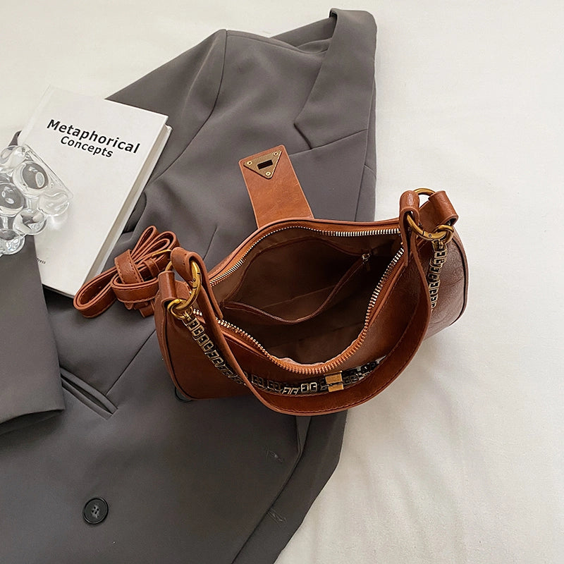 Women's Pu Leather Solid Color Classic Style Dumpling Shape Buckle Shoulder Bag