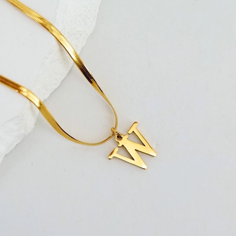 304 Stainless Steel 18K Gold Plated Luxurious Commute Letter Pendant Necklace