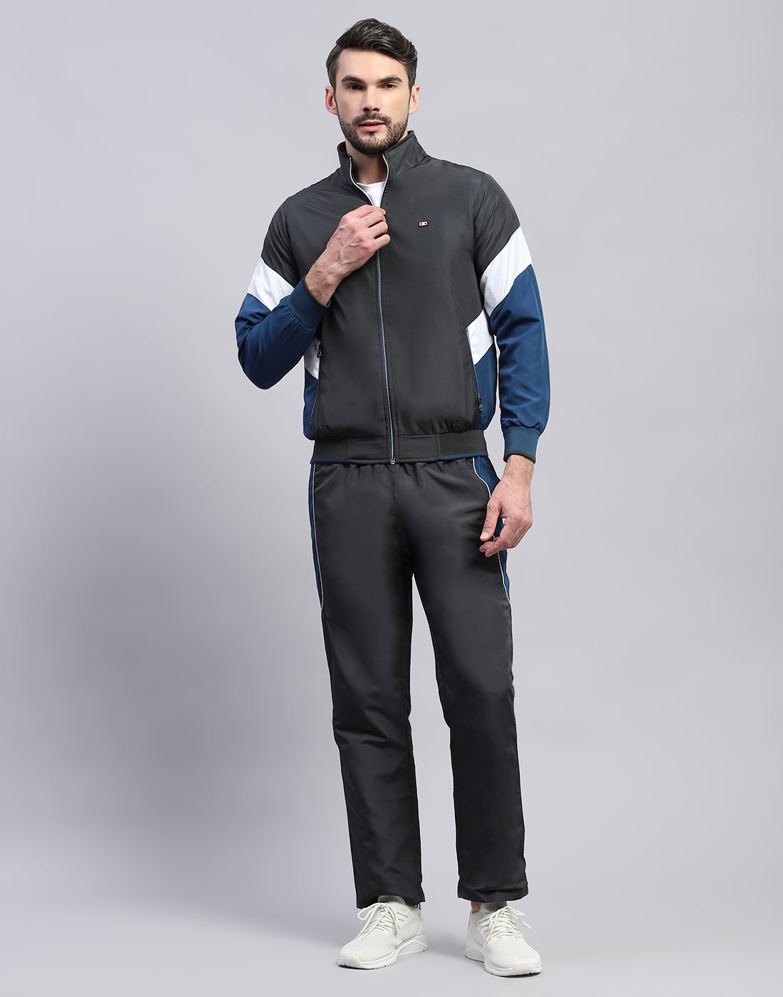 Men Grey Solid Band Collar Full Sleeve Winter Tracksuit