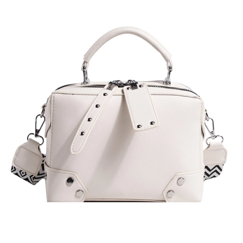 Women's Small Pu Leather Waves Solid Color Streetwear Square Zipper Square Bag