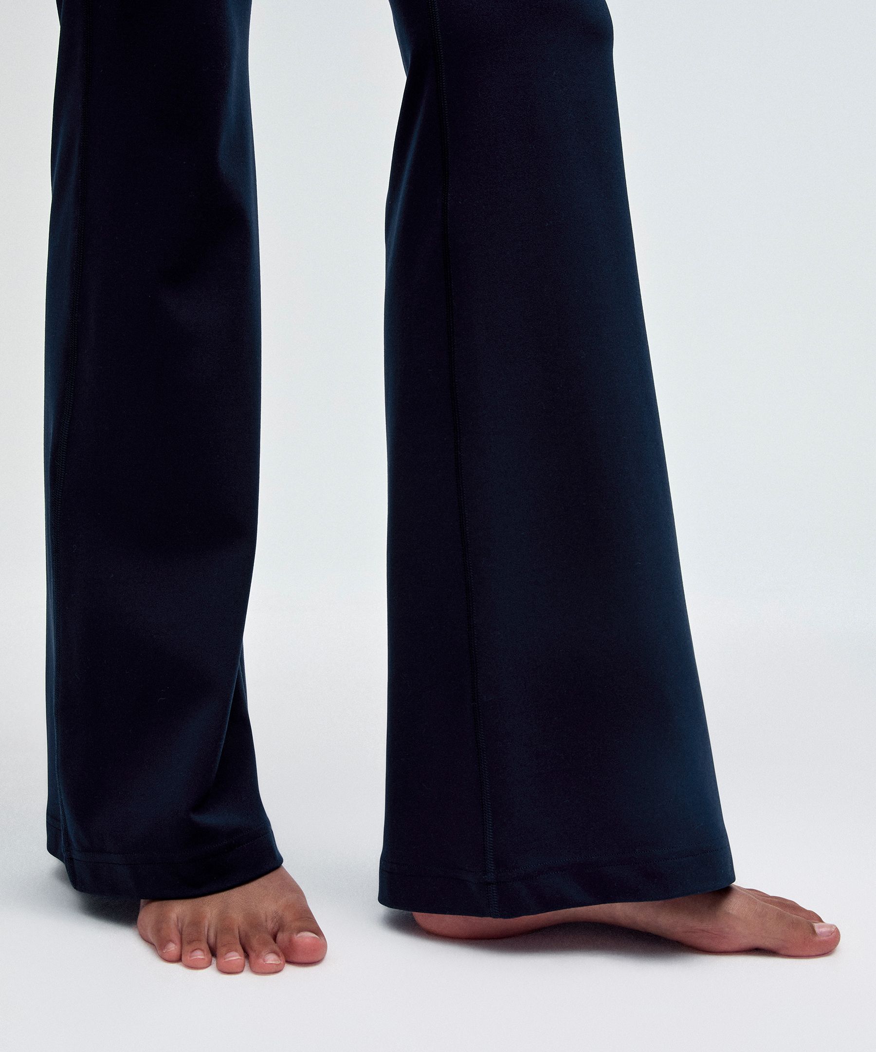 Groove Nulu Super-High-Rise Flared Pant Regular