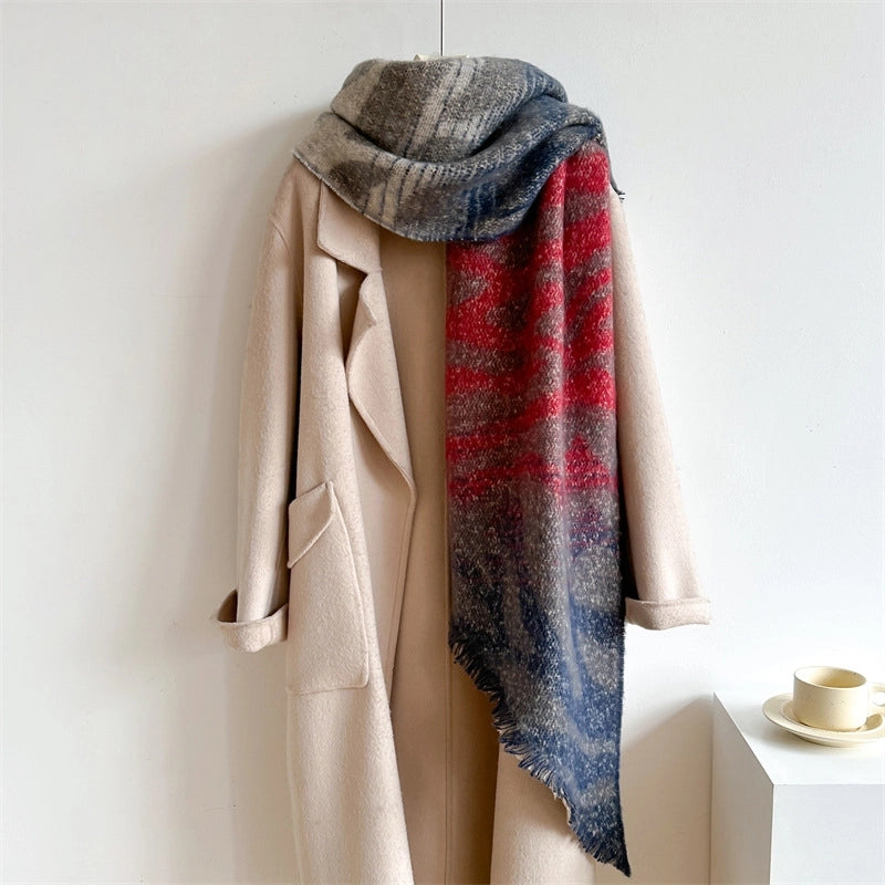 Women's Elegant Basic Minimalist Waves Polyester Scarf