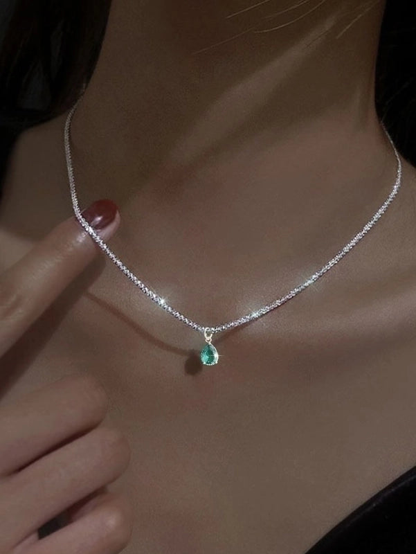 Elegant Solid Color Copper Inlay Rhinestones Pendant Necklace