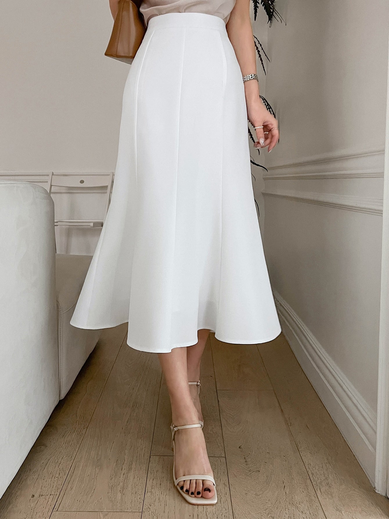 Solid High Waist Mermaid Hem Skirt