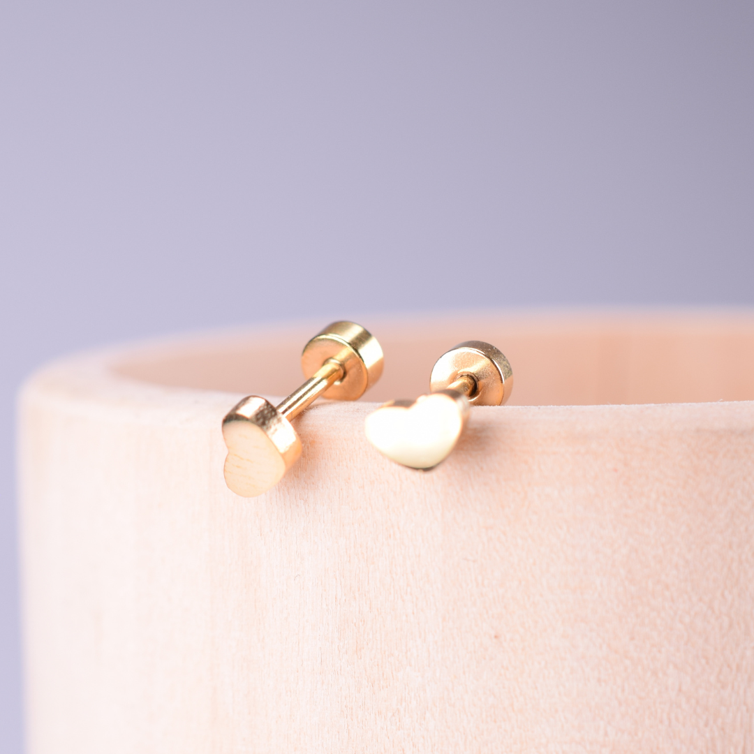 5mm Midi heart studs - Gold