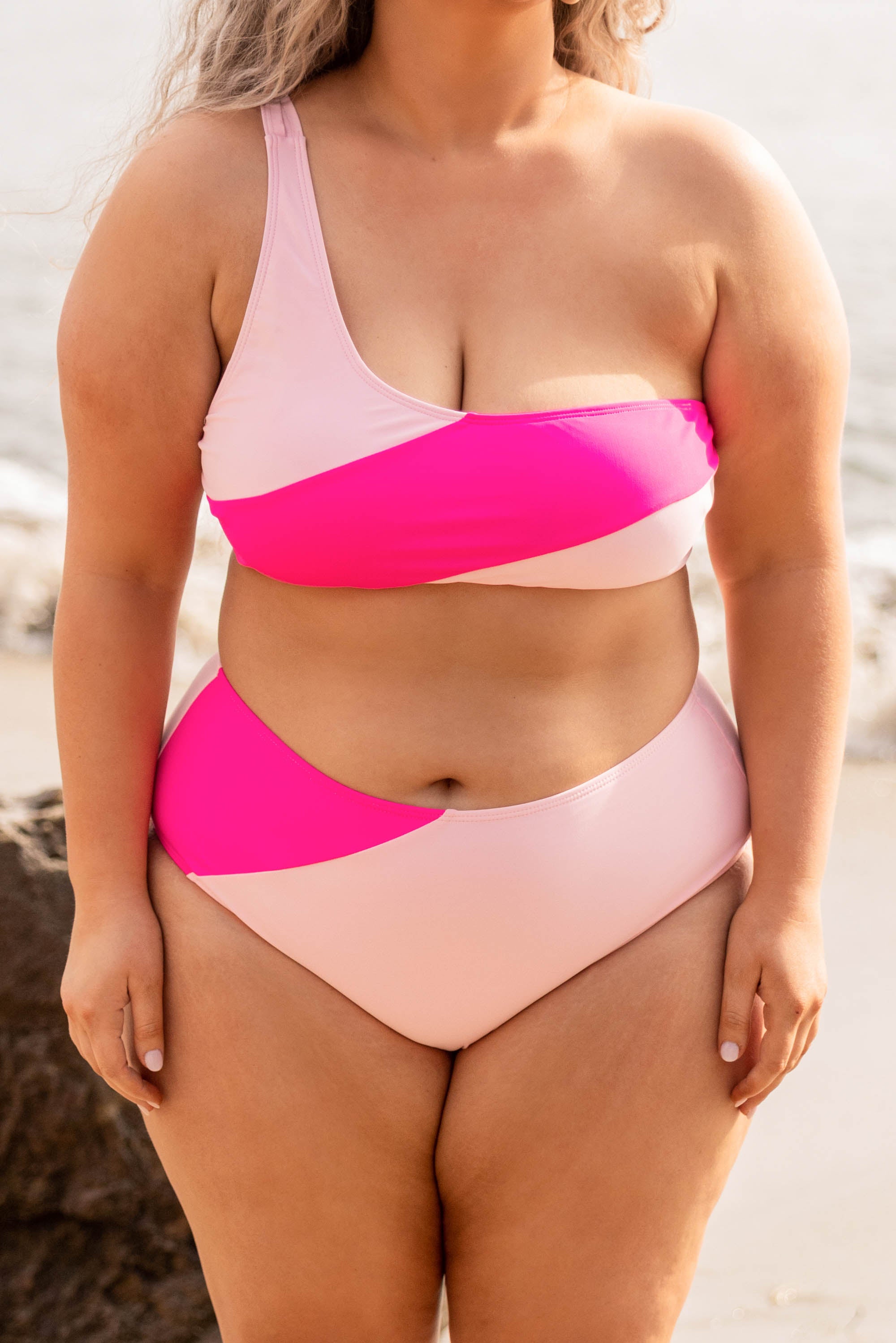 Love On The Horizon Swim Top. Pink