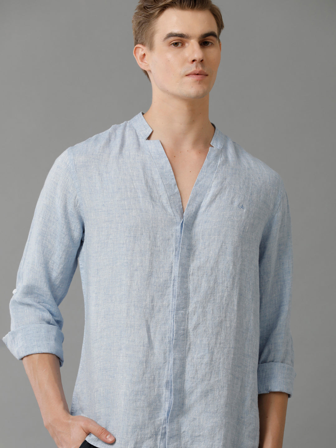 Mens Regular Fit Solid Blue Casual Linen Shirt (LAUNI)