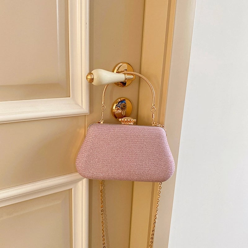 Women's Medium Polyester Solid Color Elegant Vintage Style Square Lock Clasp Evening Bag